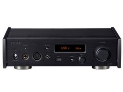 TEAC UD-507-B Black Headset Amp DAC Small