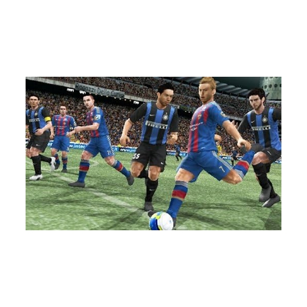 KONAMI World Soccer Winning Eleven 2013 3DS - image 2