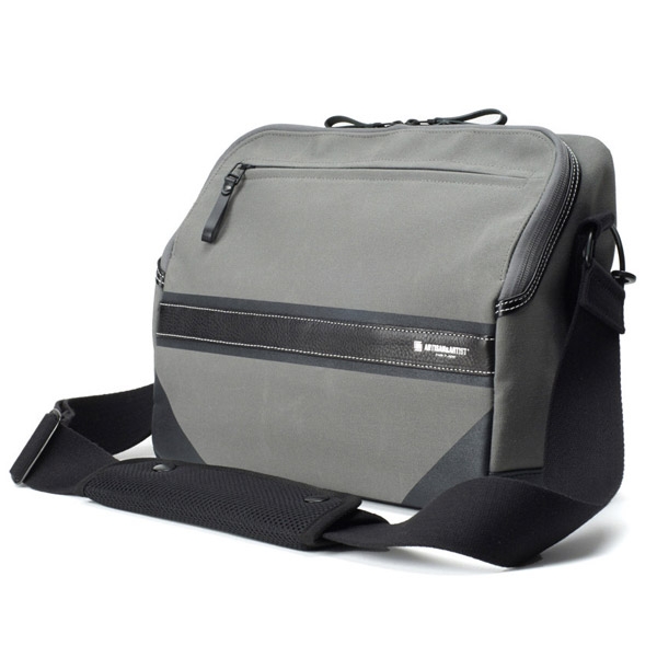 ARTISAN&ARTIST ACAM-9300 gray Camera Bag - image 2