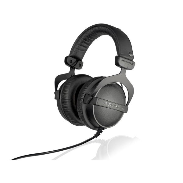 beyerdynamic DT 770 PRO 32 Earphone Headphone